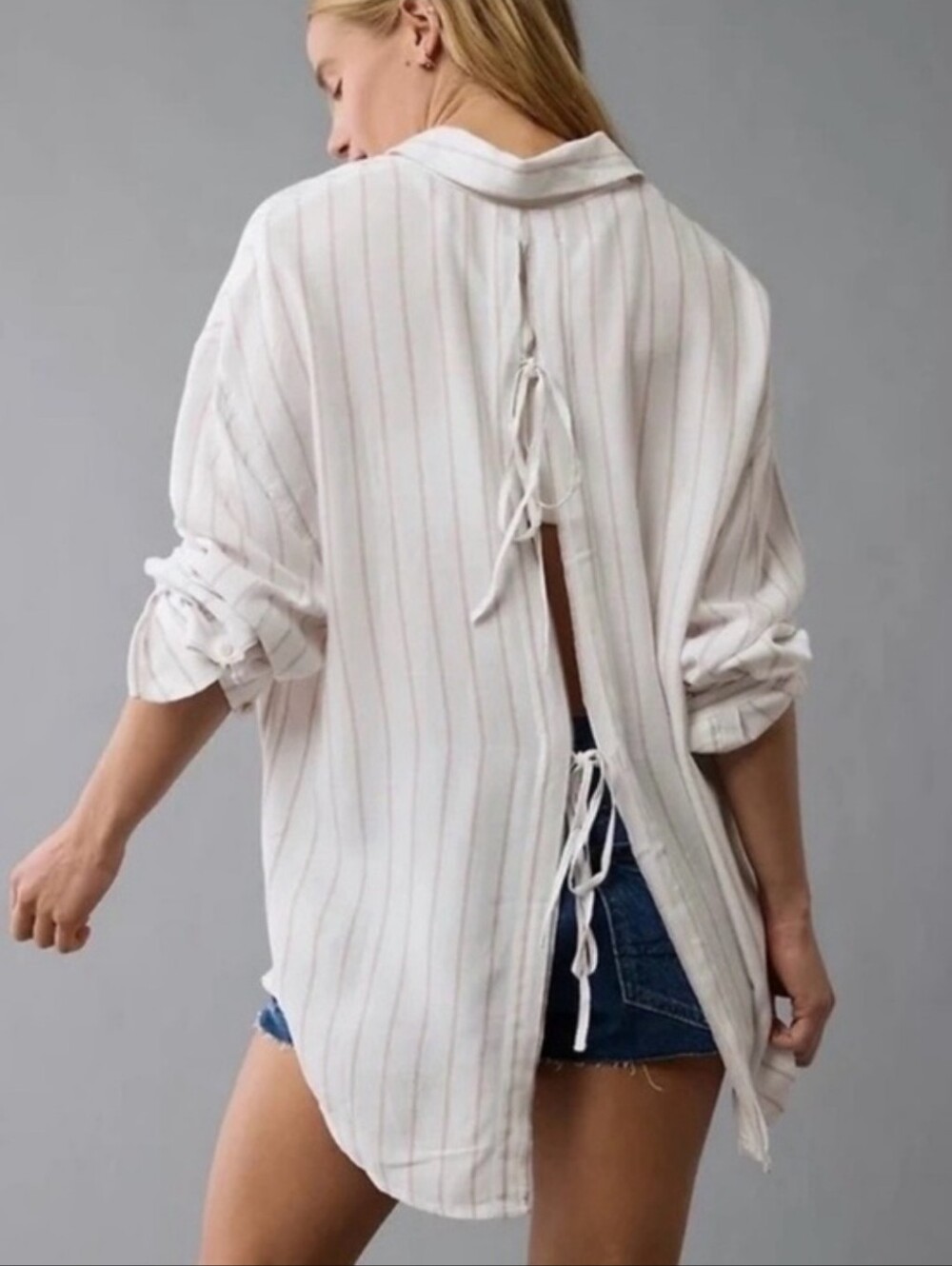 American Eagle Long Sleeve Tie Back Button Up Shirt
